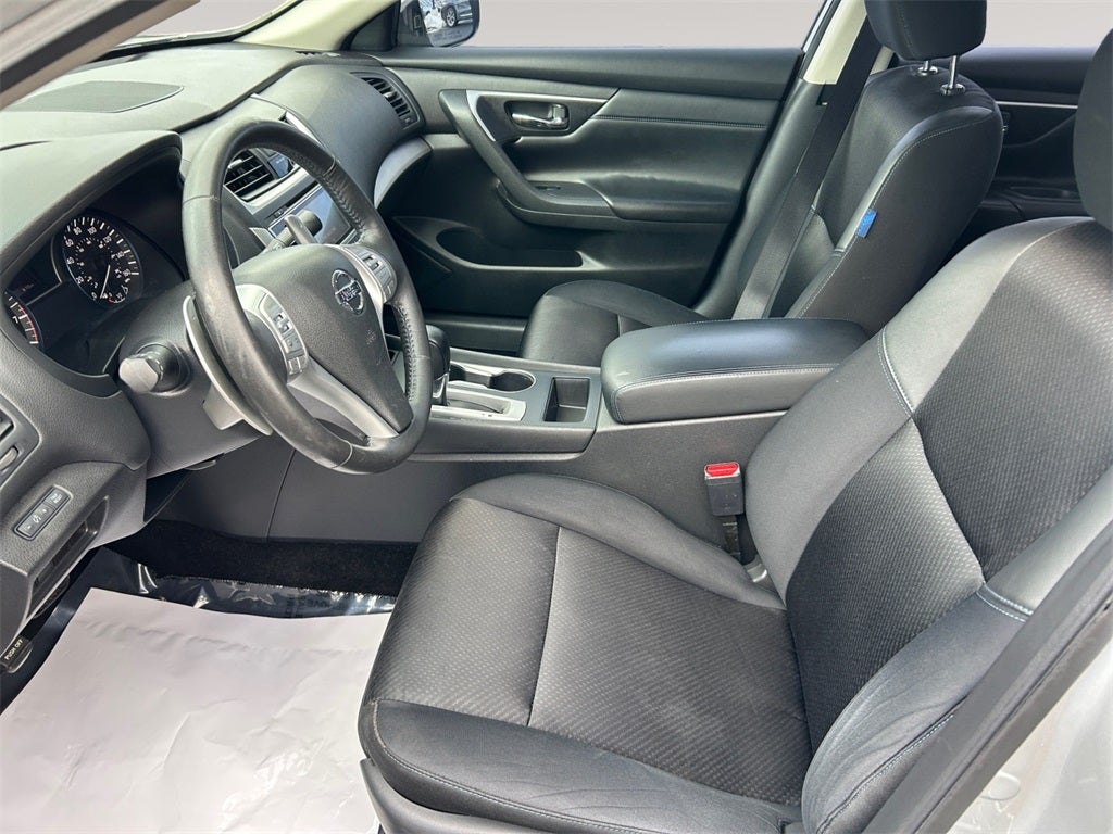2016 Nissan Altima 2.5 SR