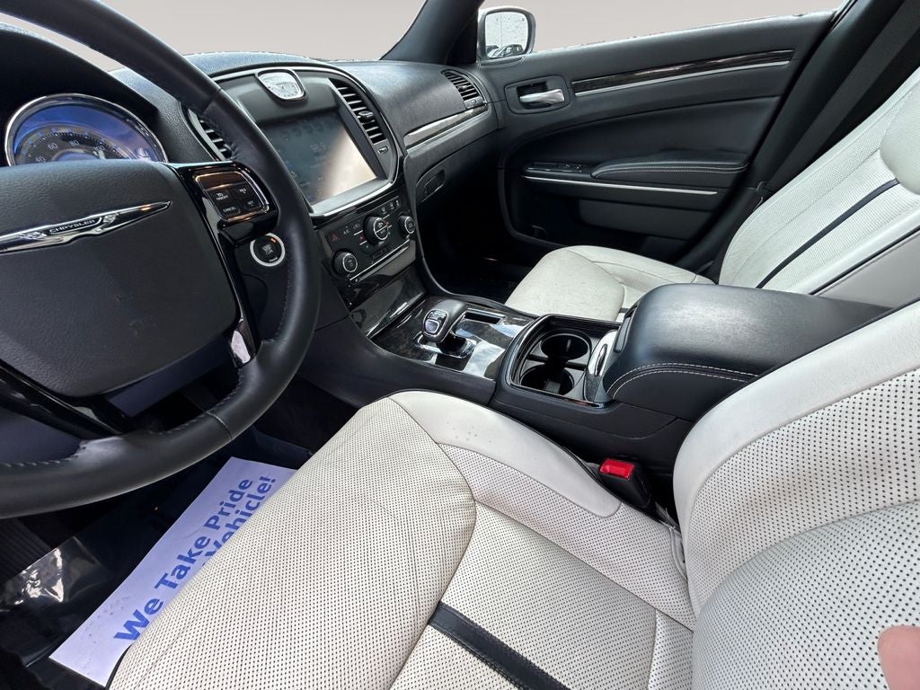 2014 Chrysler 300 Base