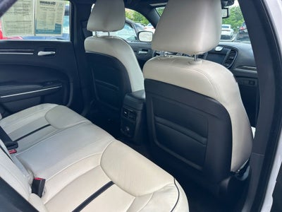 2014 Chrysler 300 Base