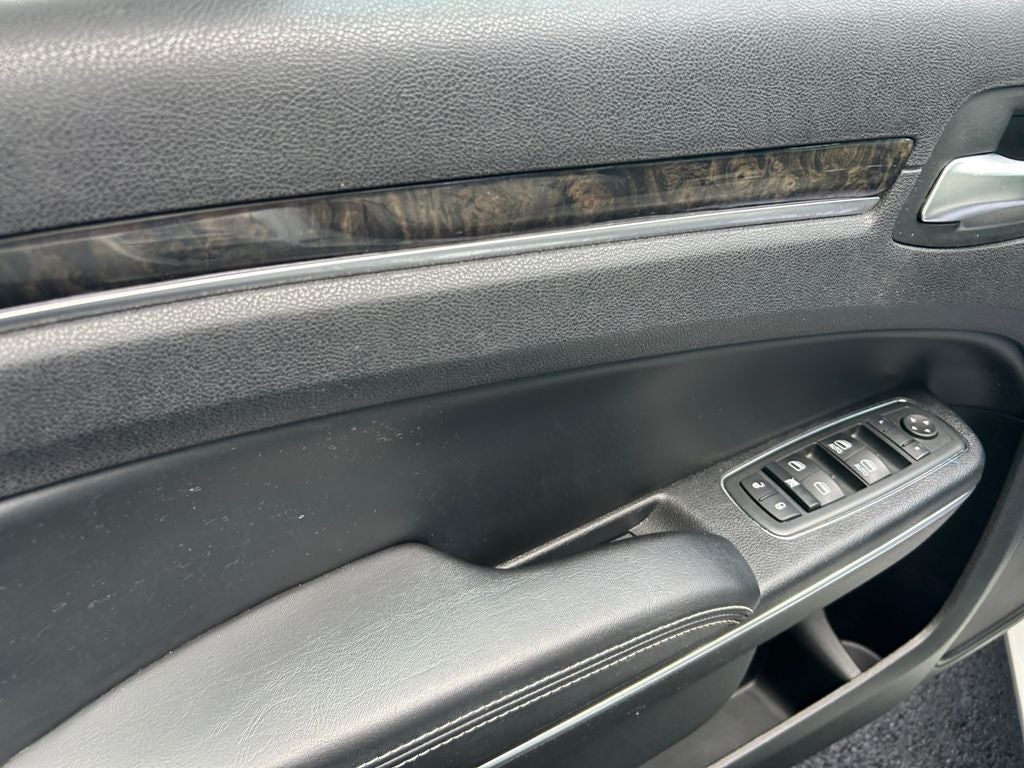 2014 Chrysler 300 Base