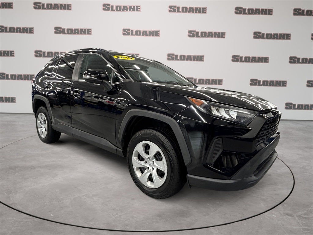 2019 Toyota RAV4 LE