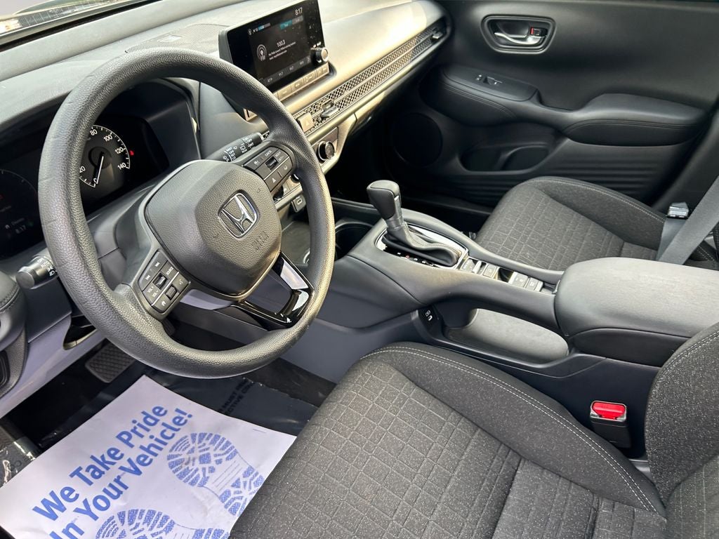 2025 Honda HR-V LX