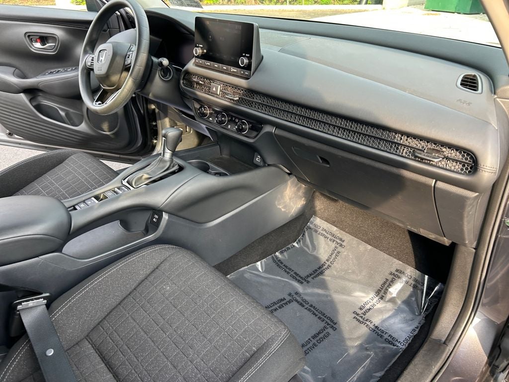 2025 Honda HR-V LX