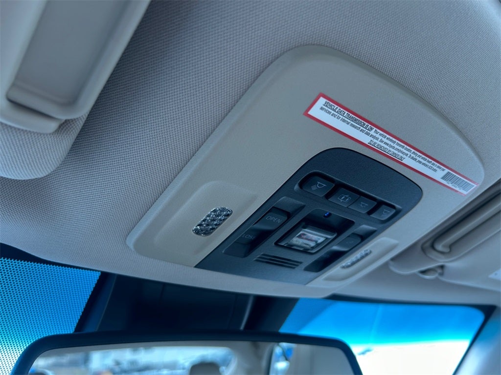 2019 Toyota Camry Hybrid XLE