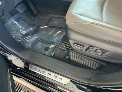 2026 Toyota Sienna XLE 7 Passenger