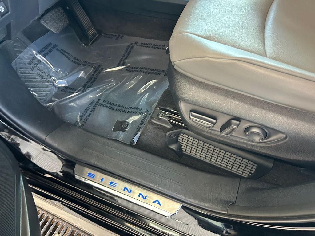 2026 Toyota Sienna XLE 7 Passenger