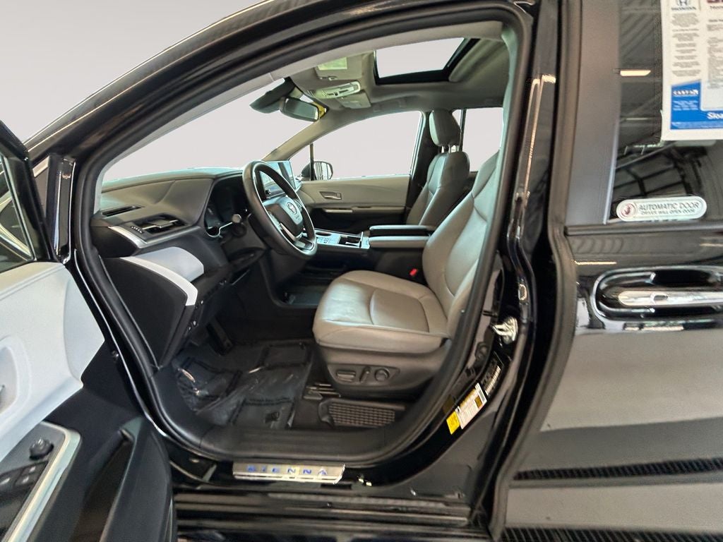 2026 Toyota Sienna XLE 7 Passenger