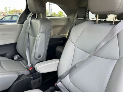 2022 Toyota Sienna XLE 7 Passenger