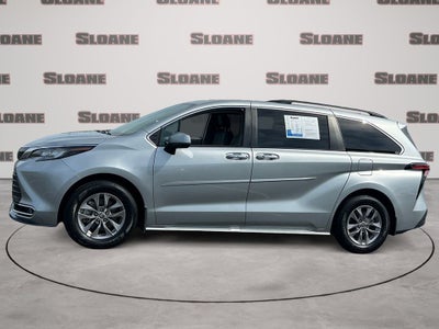 2022 Toyota Sienna XLE 7 Passenger