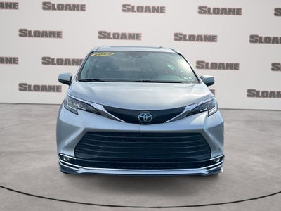 2022 Toyota Sienna XLE 7 Passenger