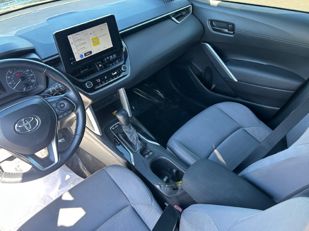 2023 Toyota Corolla Cross Hybrid SE
