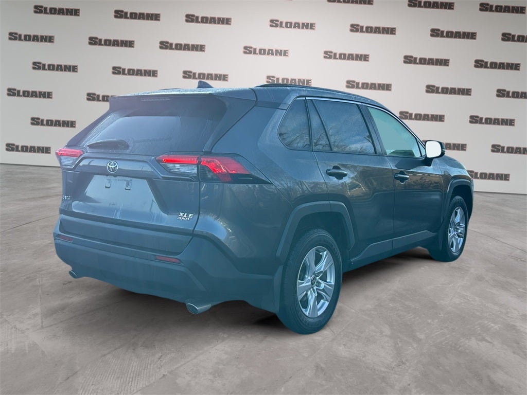 2020 Toyota RAV4 XLE