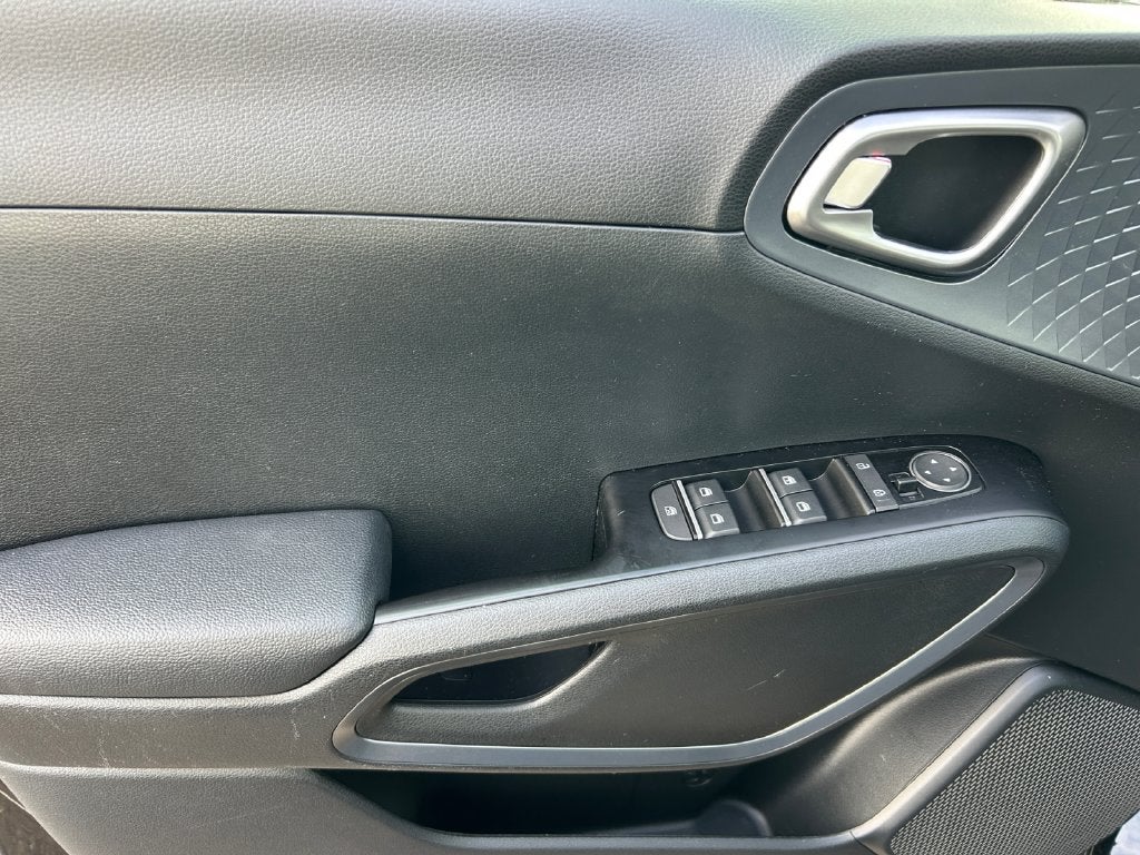 2023 Kia Soul EX