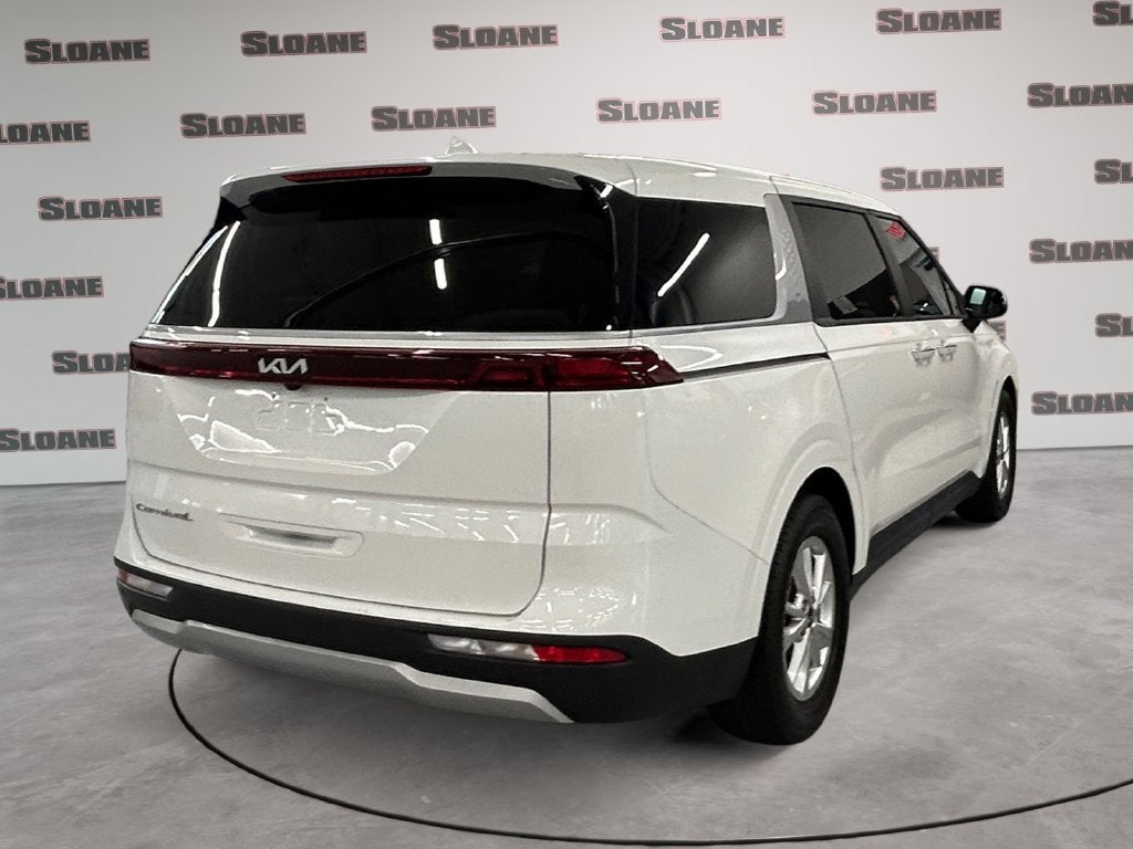 2022 Kia Carnival LX