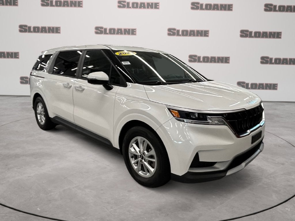 2022 Kia Carnival LX