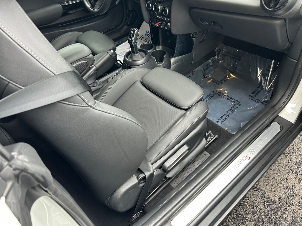 2024 MINI Cooper S Signature