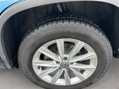 2017 Volkswagen Tiguan Limited 2.0T 4Motion