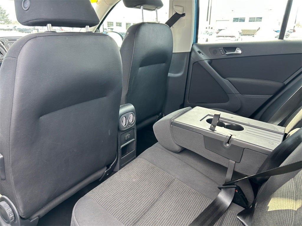 2017 Volkswagen Tiguan Limited 2.0T 4Motion