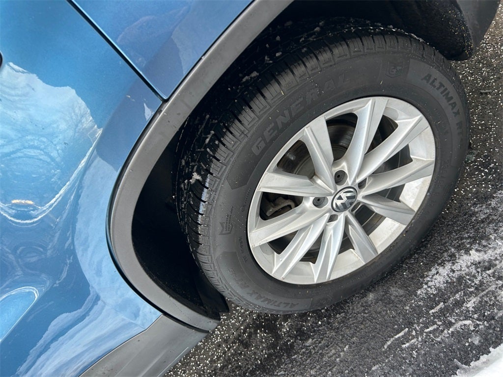 2017 Volkswagen Tiguan Limited 2.0T 4Motion