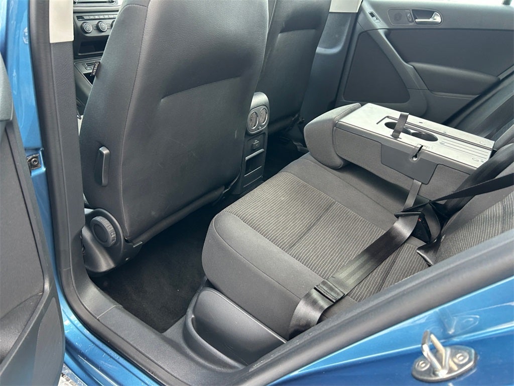 2017 Volkswagen Tiguan Limited 2.0T 4Motion