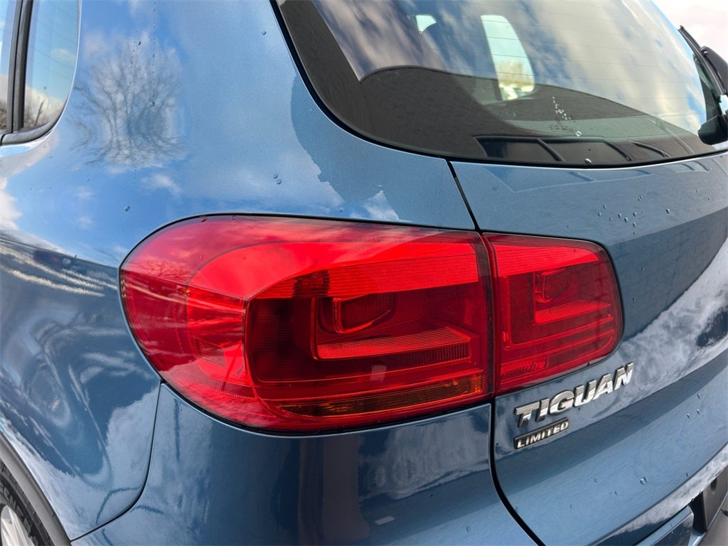 2017 Volkswagen Tiguan Limited 2.0T 4Motion