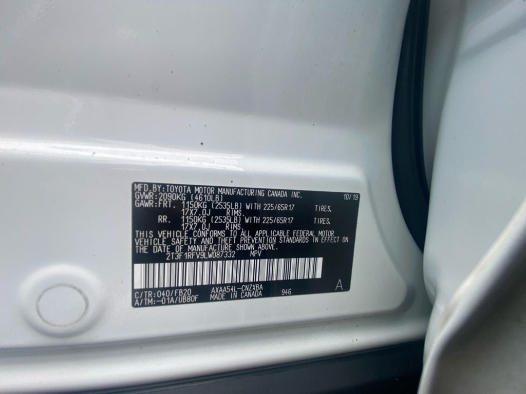 2020 Toyota RAV4 LE