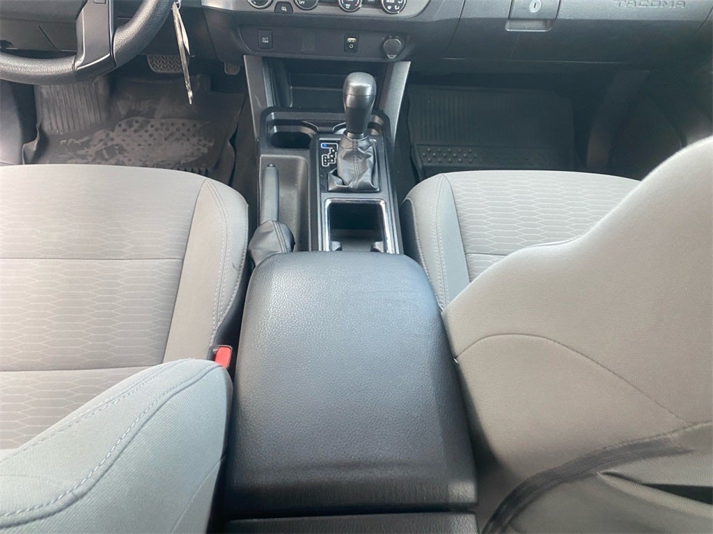 2019 Toyota TACOMA SR Limited V6