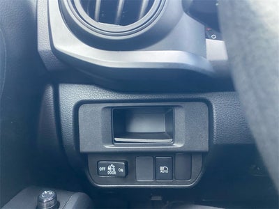 2019 Toyota TACOMA SR Limited V6