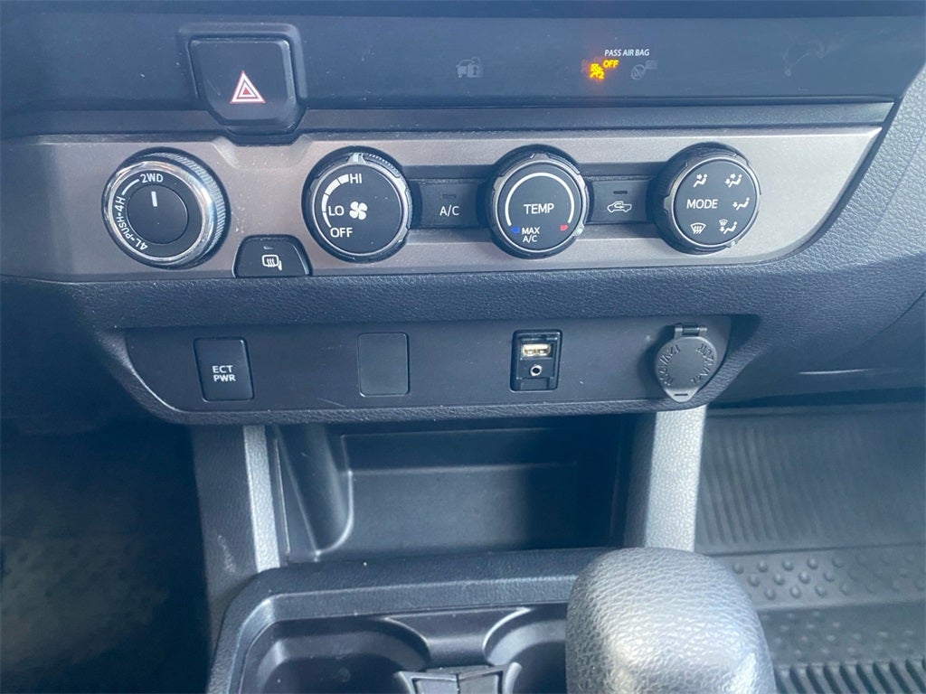 2019 Toyota TACOMA SR Limited V6