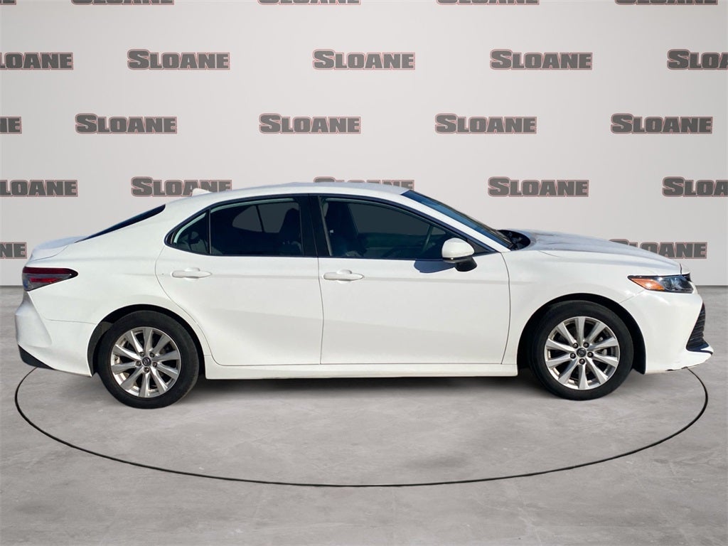 2019 Toyota CAMRY LE