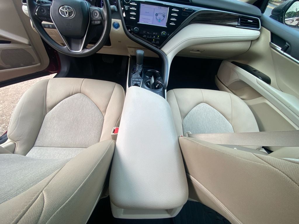 2019 Toyota Camry Hybrid LE