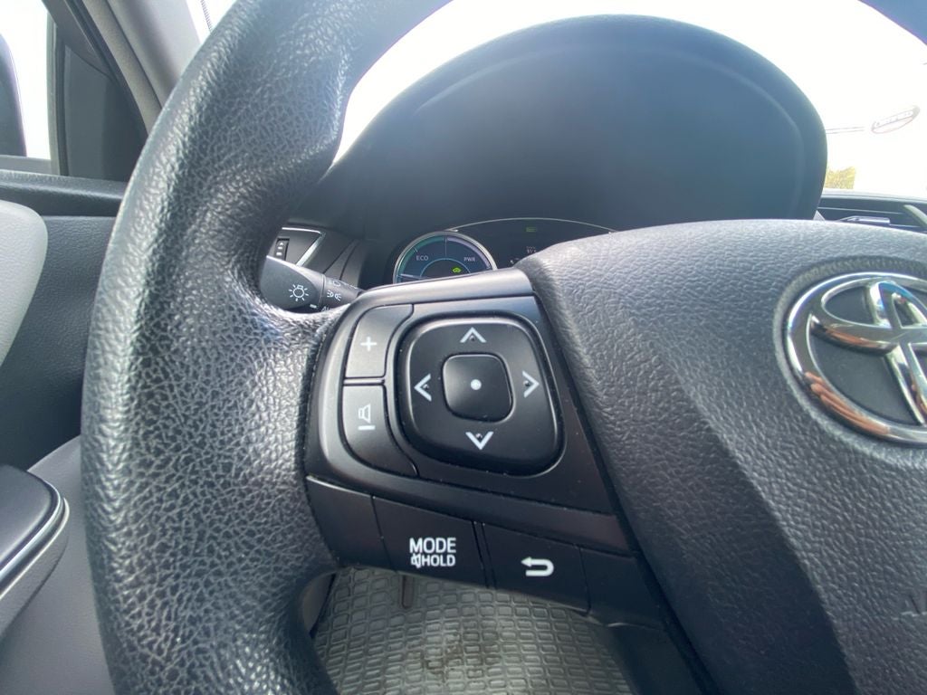 2016 Toyota CAMRY LE