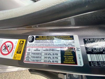 2016 Toyota CAMRY LE