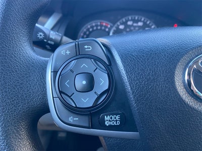2014 Toyota CAMRY SE