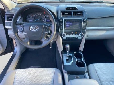 2014 Toyota CAMRY SE