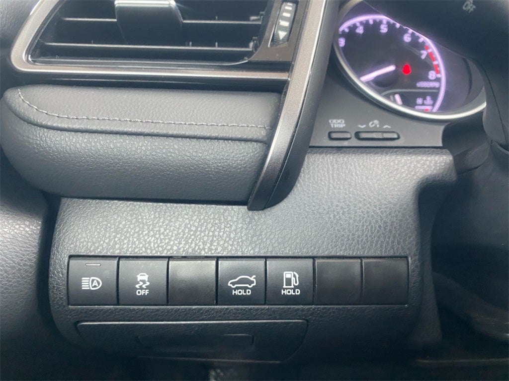 2024 Toyota CAMRY LE