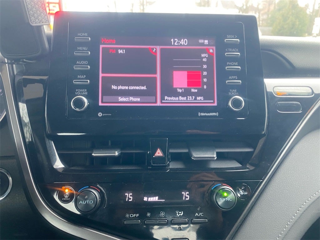 2024 Toyota CAMRY LE