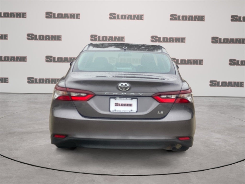 2024 Toyota CAMRY LE