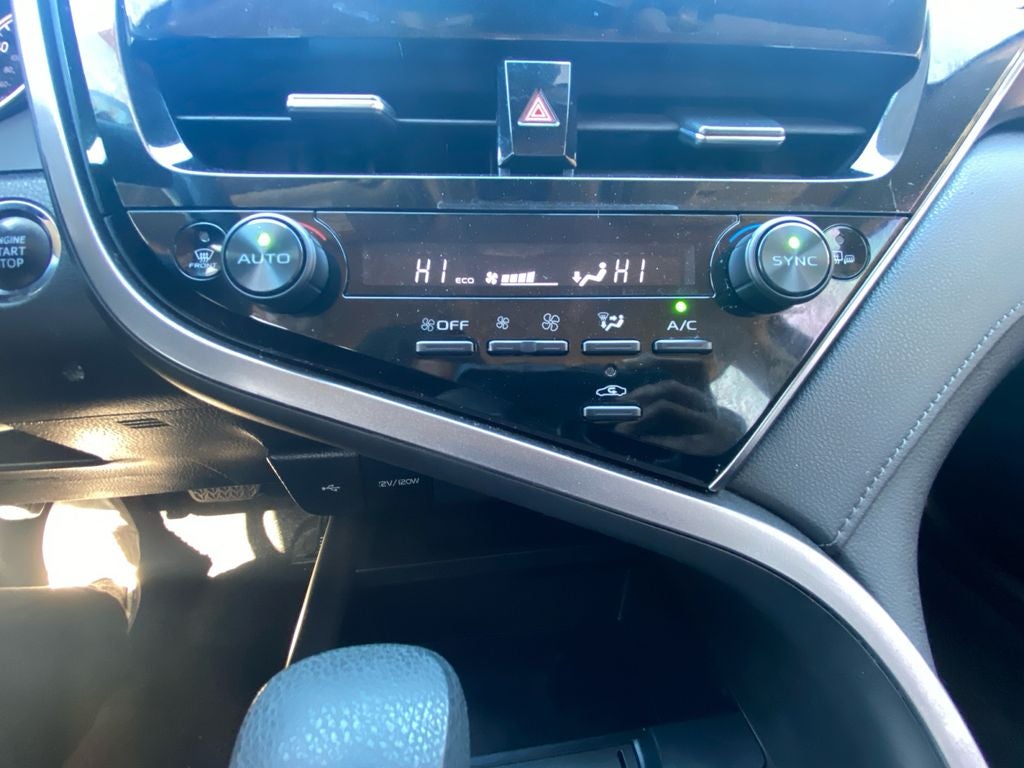 2024 Toyota CAMRY LE