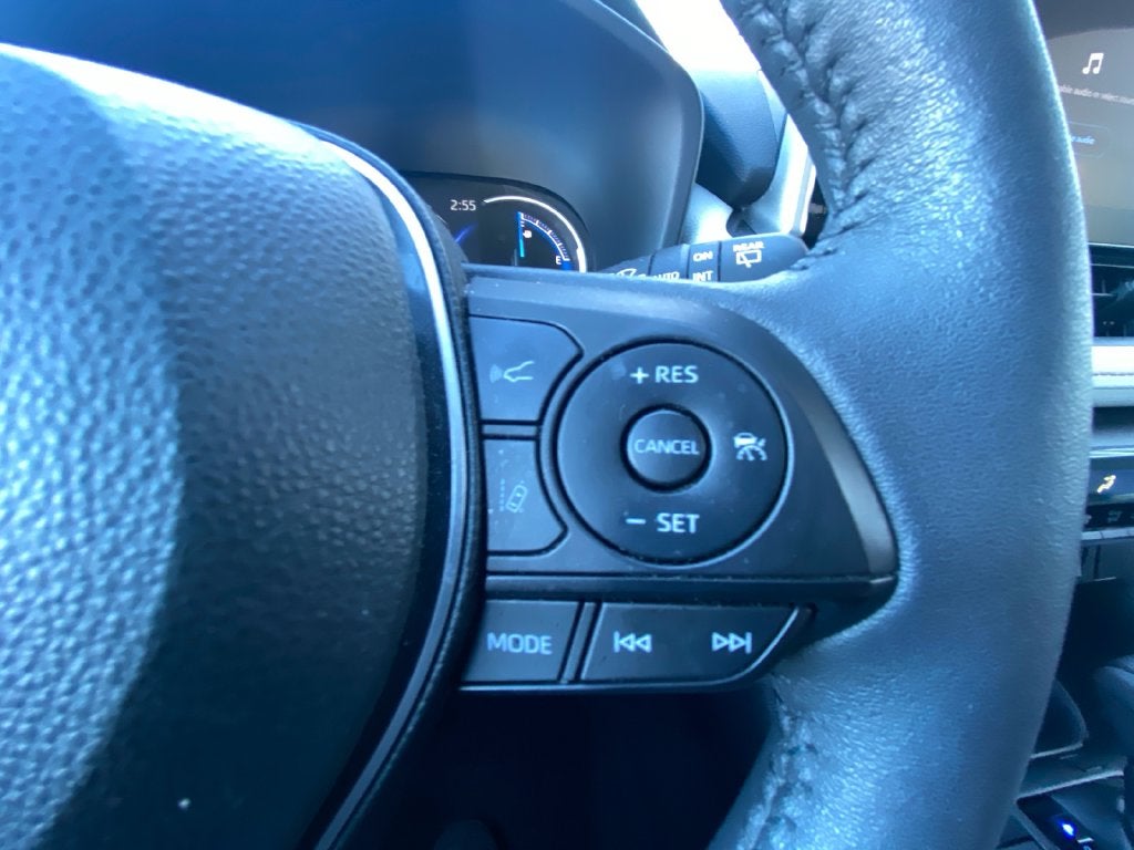 2023 Toyota RAV4 Hybrid XLE