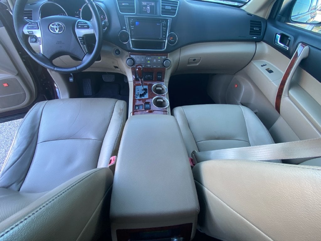 2013 Toyota HIGHLANDER Limited
