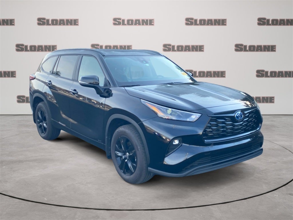 2024 Toyota Highlander Hybrid XLE