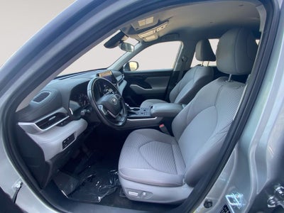 2023 Toyota Highlander LE
