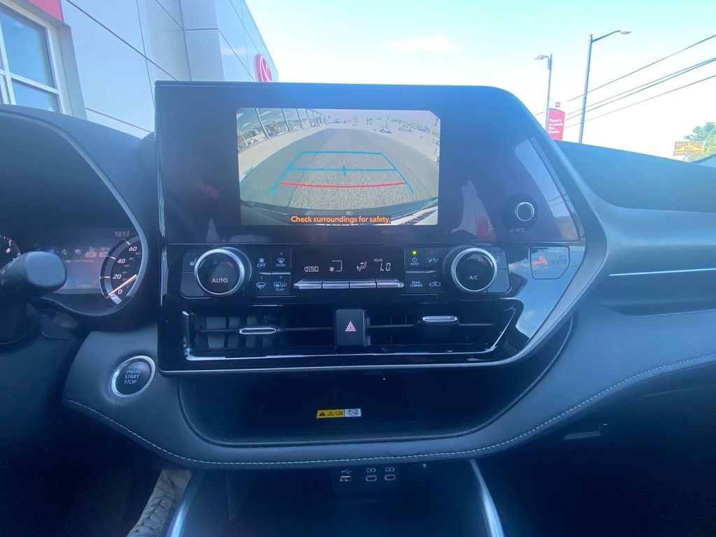 2024 Toyota Highlander XLE