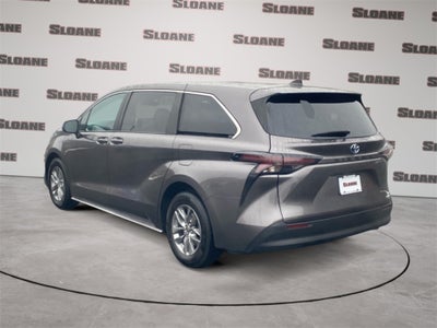 2024 Toyota SIENNA LE LE 8 Passenger
