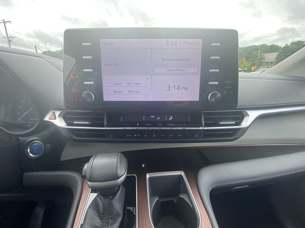 2023 Toyota Sienna XLE 7 Passenger