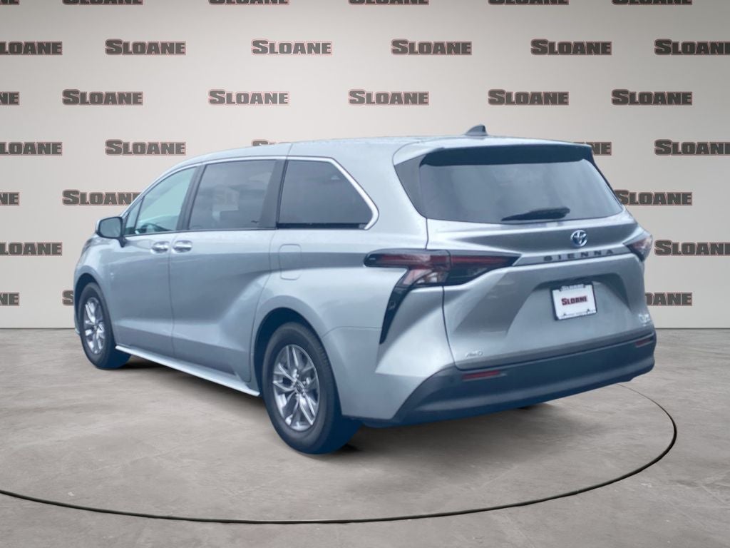 2023 Toyota Sienna XLE 7 Passenger