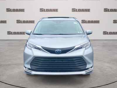 2023 Toyota Sienna XLE 7 Passenger