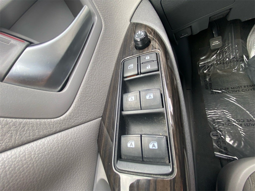 2019 Toyota SIENNA XLE 3.5L Limited 7 Passenger