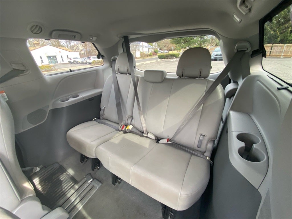 2019 Toyota SIENNA XLE 3.5L Limited 7 Passenger